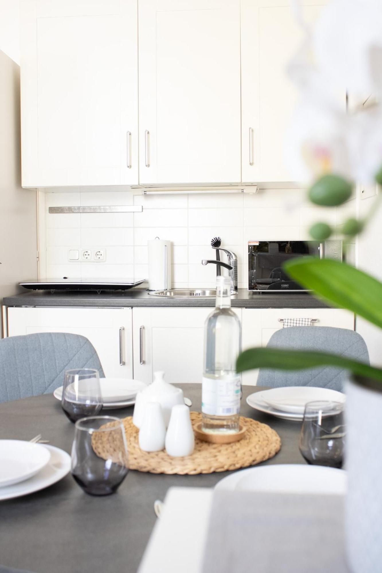 Apartment Wiesbaden Mitte, Zentral Am Park, Congresscenter 5 Min, Bahnhof 10Min Esterno foto