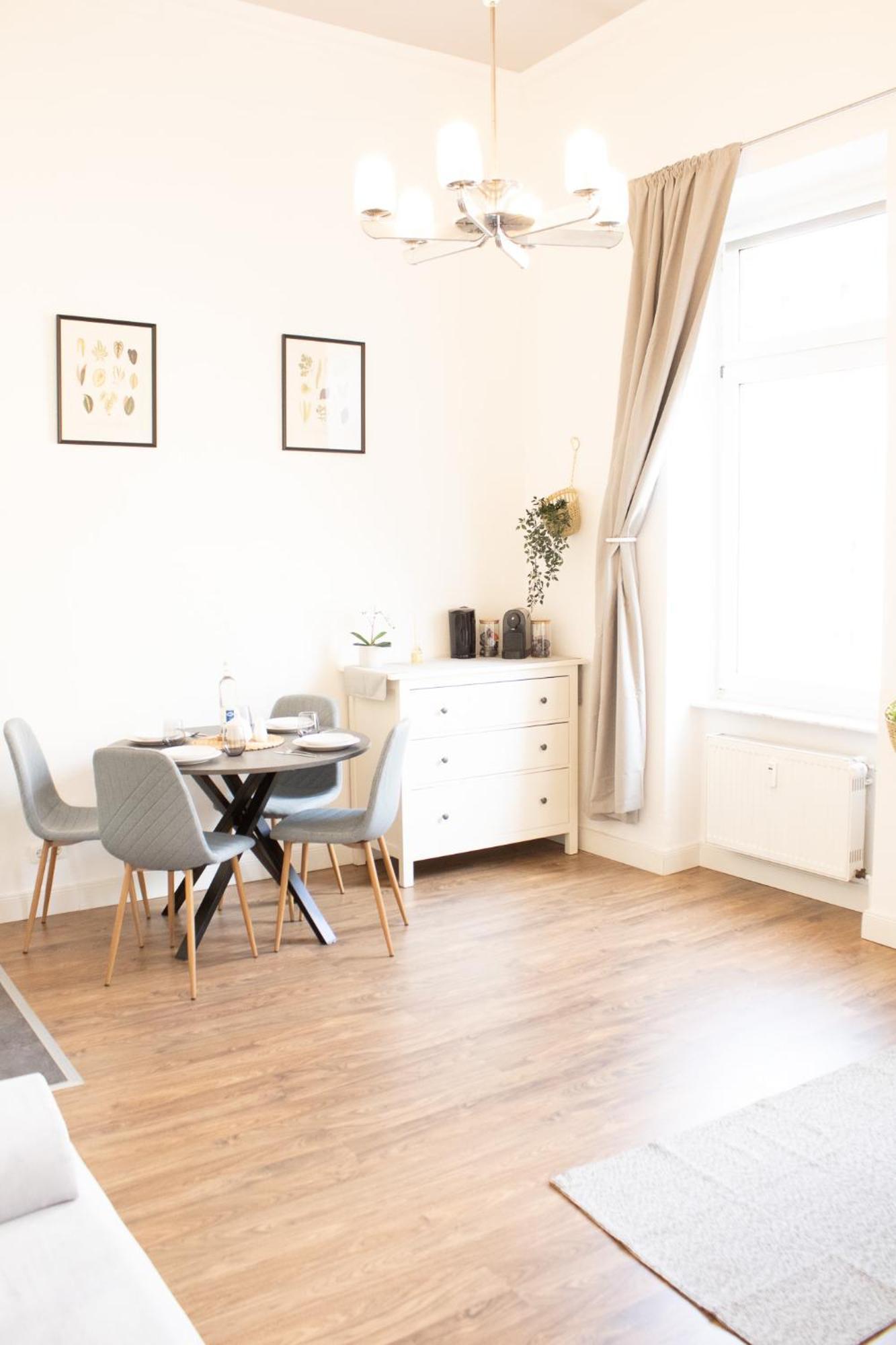 Apartment Wiesbaden Mitte, Zentral Am Park, Congresscenter 5 Min, Bahnhof 10Min Esterno foto